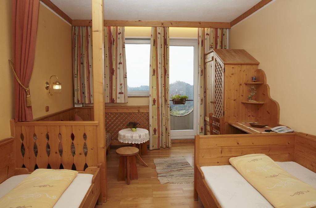Biolandhaus Arche Eberstein Szoba fotó