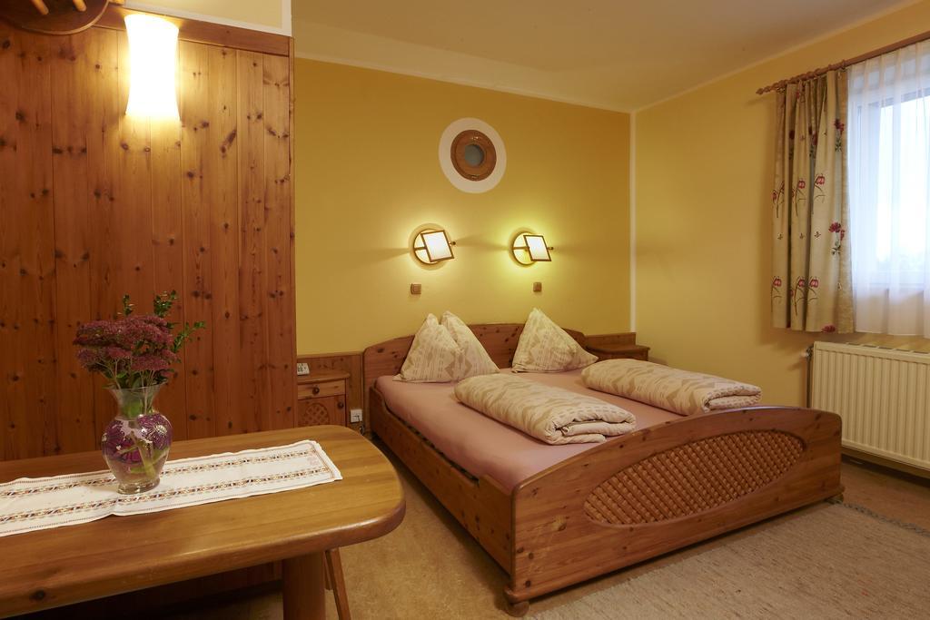 Biolandhaus Arche Eberstein Szoba fotó